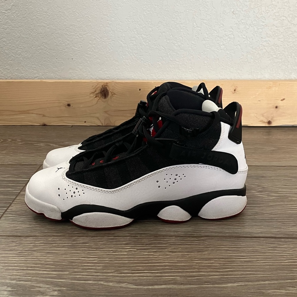 Air Jordan 6 Rings sneakers 5.5Y (Big kid)